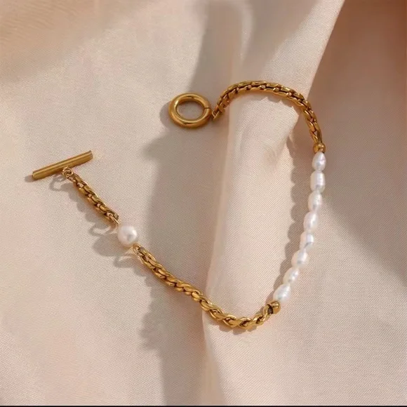 Pearl Vintage Irregular ShapedPearl Bracelet Waterproof Stainless Steel